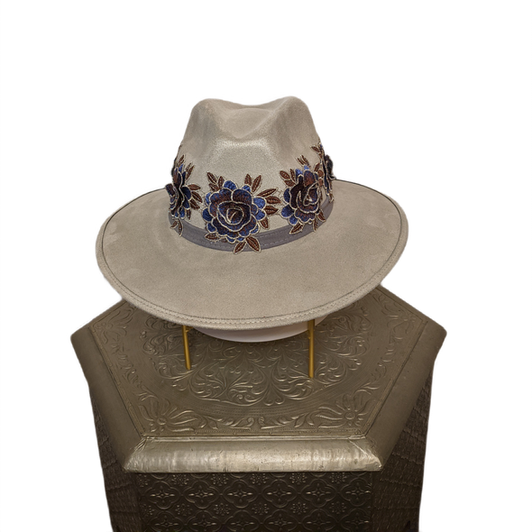 Sun hat - embroidered #42