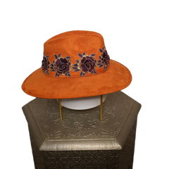 Sun hat - embroidered #70