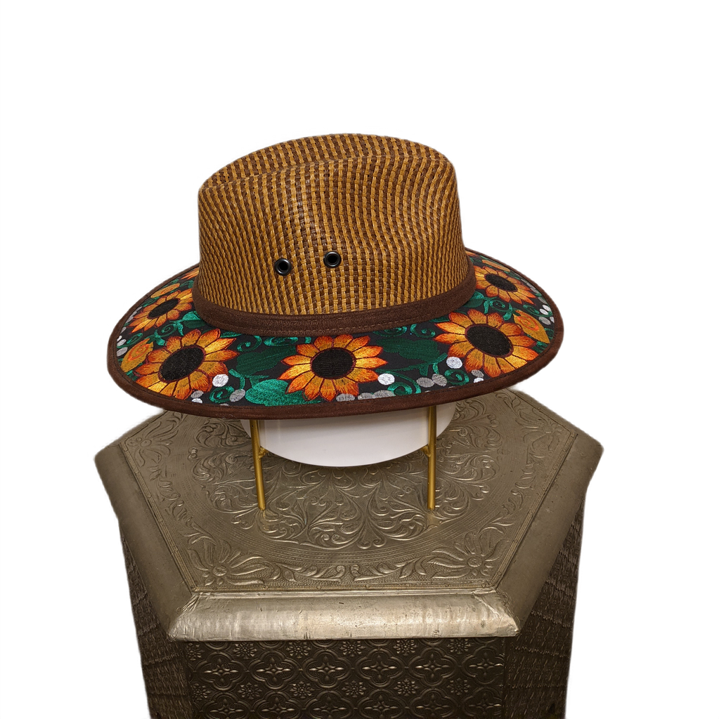 Sunshower hat - embroidered #113