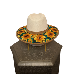 Sunshower hat - embroidered #124