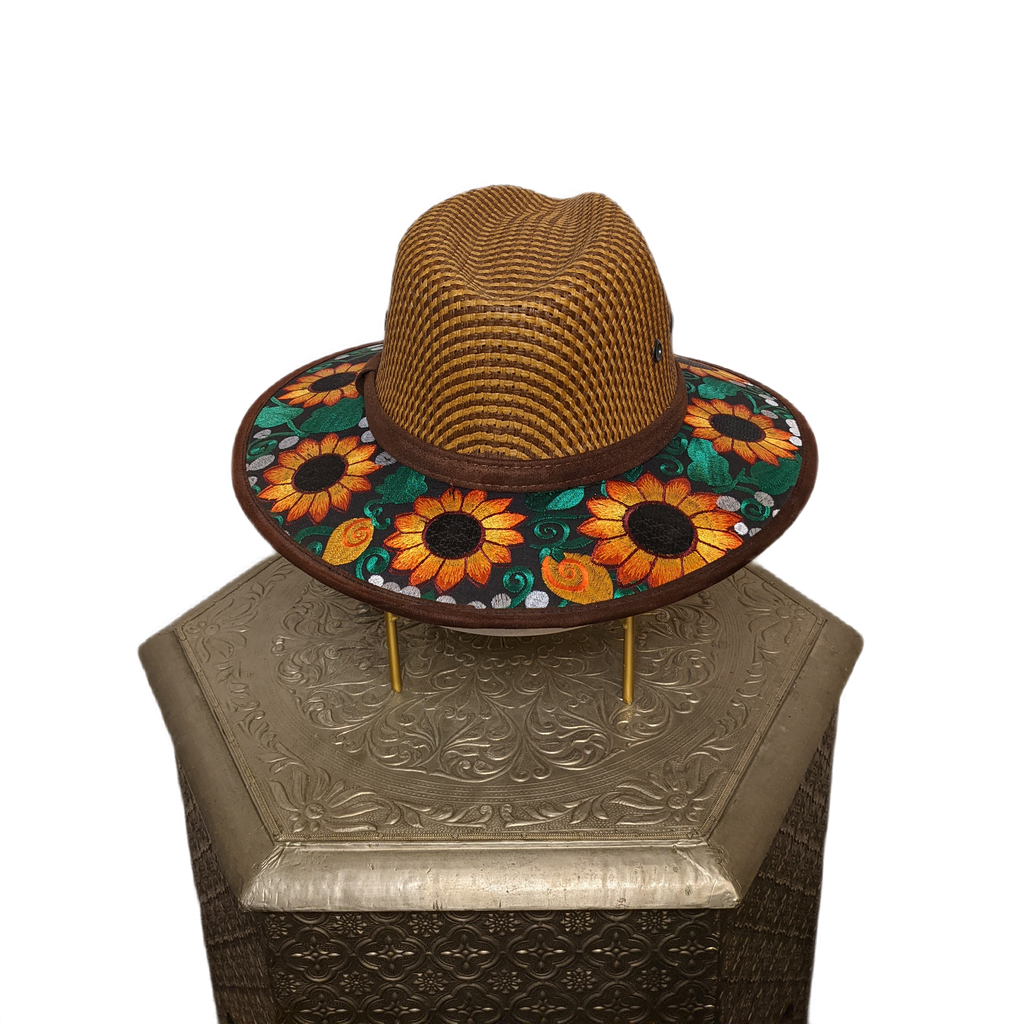 Sunshower hat - embroidered #113